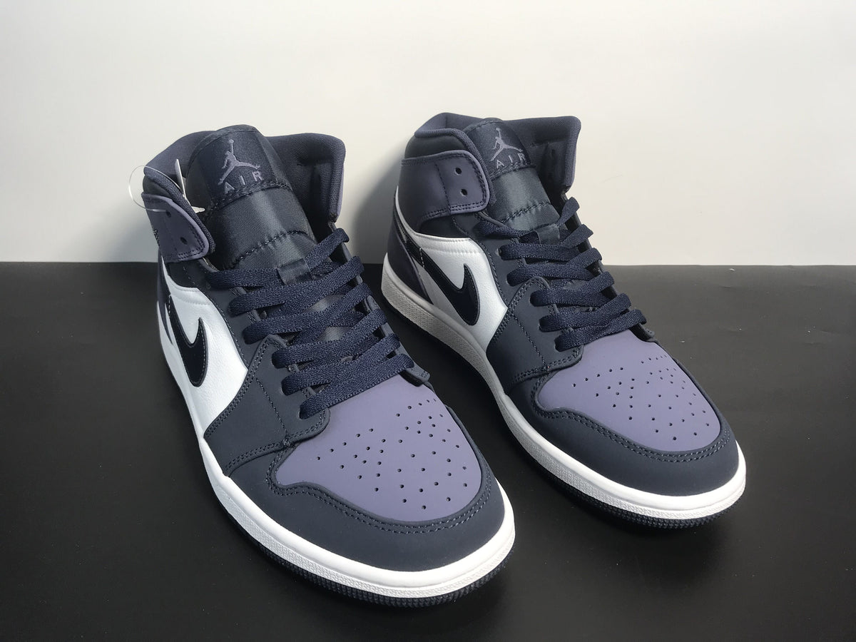 Air Jordan 1 Mid Sanded Purple - Angle View 4