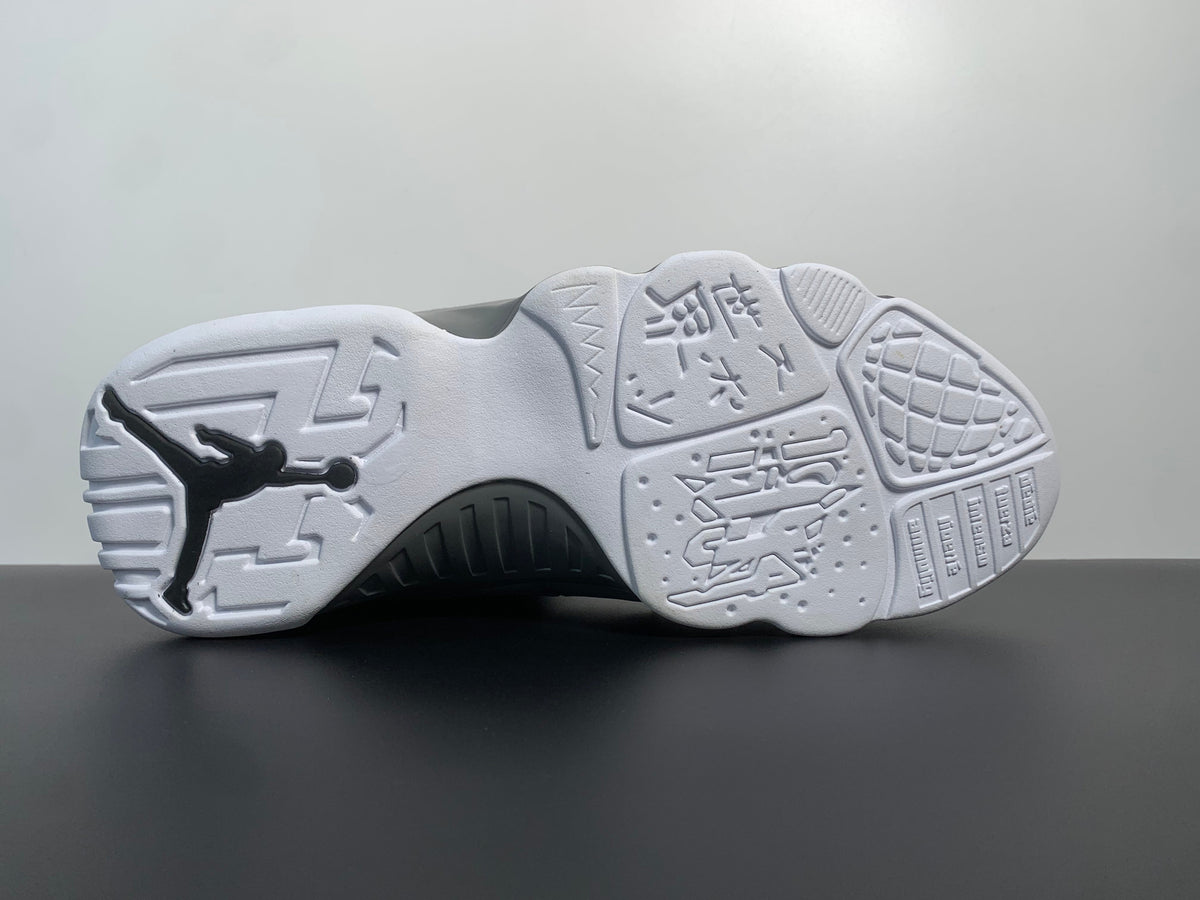 Air Jordan 9 Particle Grey - Angle View 6