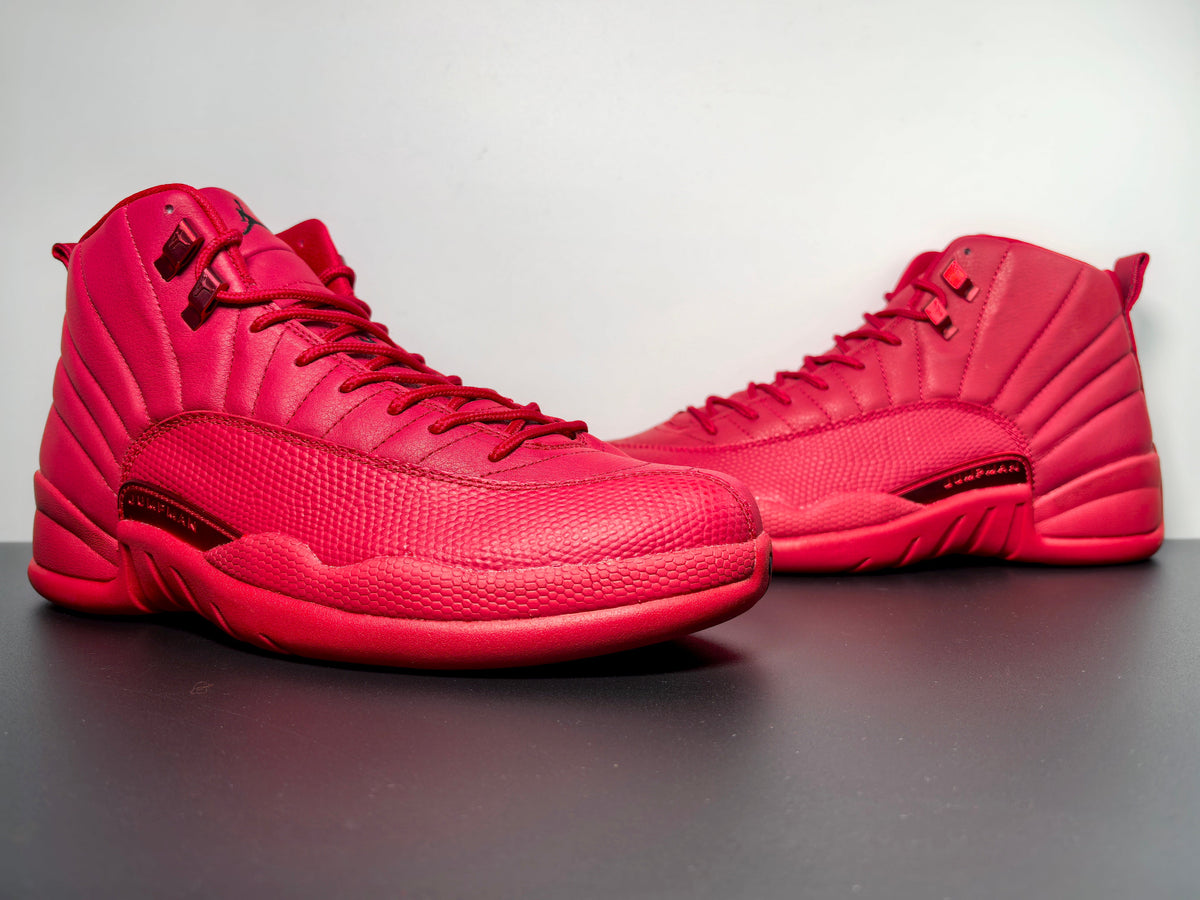 Air Jordan 12 Retro 'Gym Red' - Angle View 4