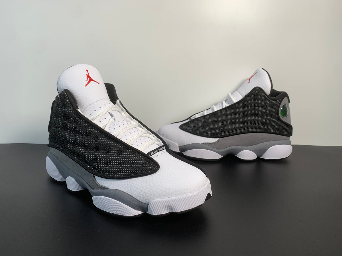 Air Jordan 13 Retro 'Black Flint' - Angle View 4