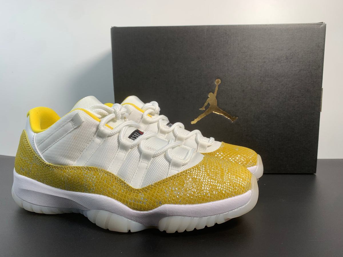Air Jordan 11 Low WMNS Yellow Snakeskin AH7860-107 - Angle View 4