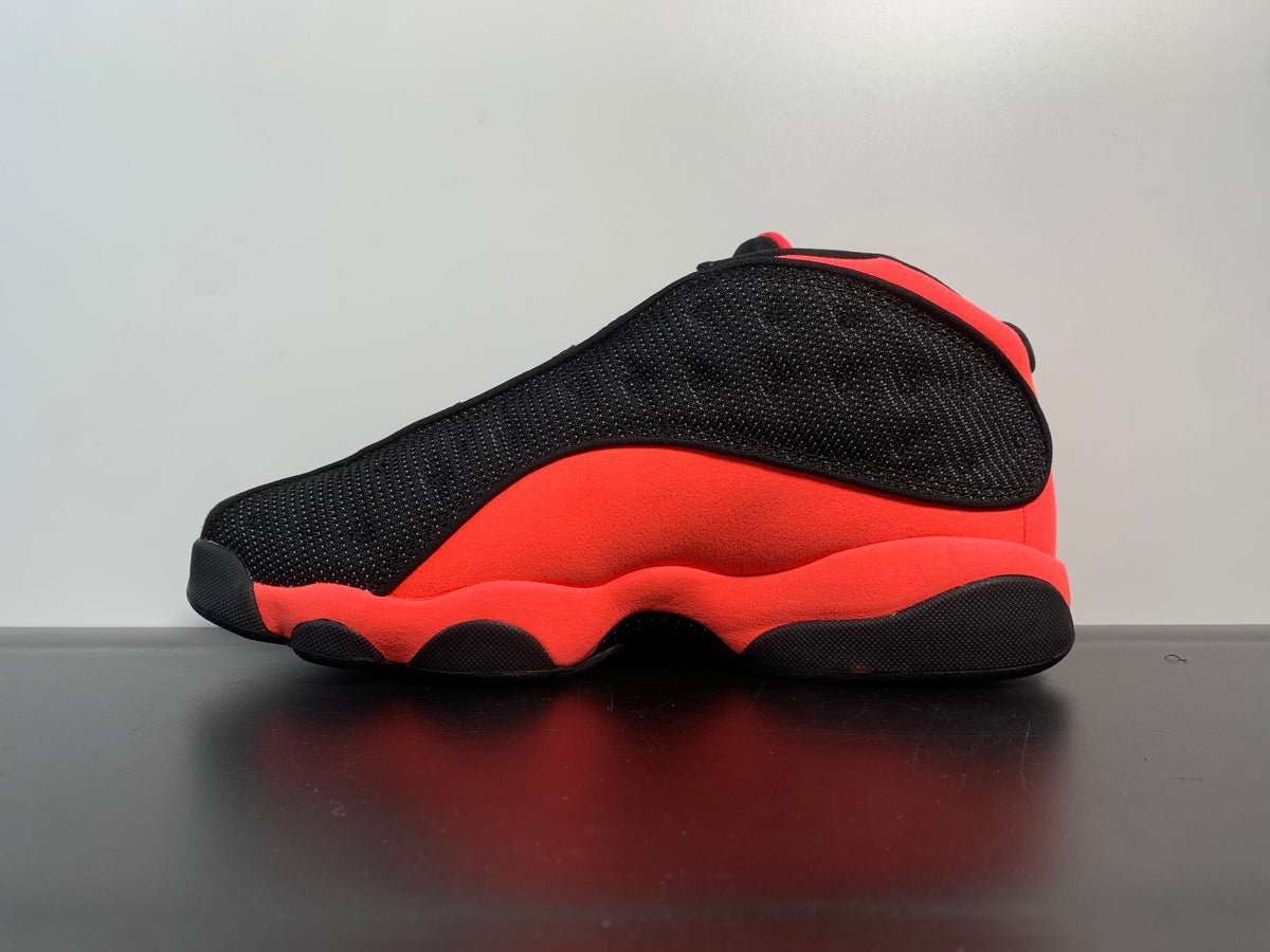 Air Jordan XIII 13 Low INFRA-BRED - Angle View 2