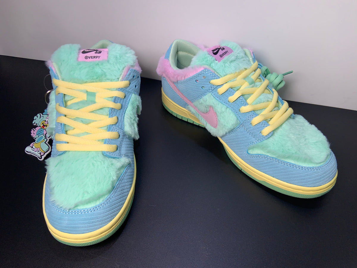 Nike x Verdy SB Dunk Low ‘Visty’ - View 12
