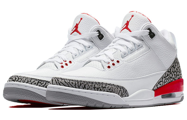 Air Jordan 3 Retro ‘Hall of Fame’ - Angle View 3