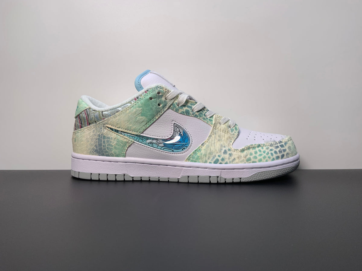 Nike SB Dunk Low Year Of The Dragon ''Steam Puppet'' - View 1