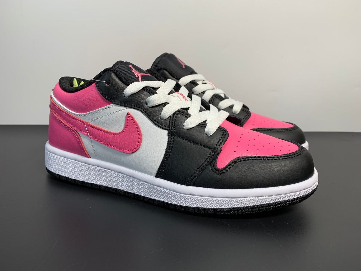 Air Jordan 1 Low Pinksicle - Angle View 3