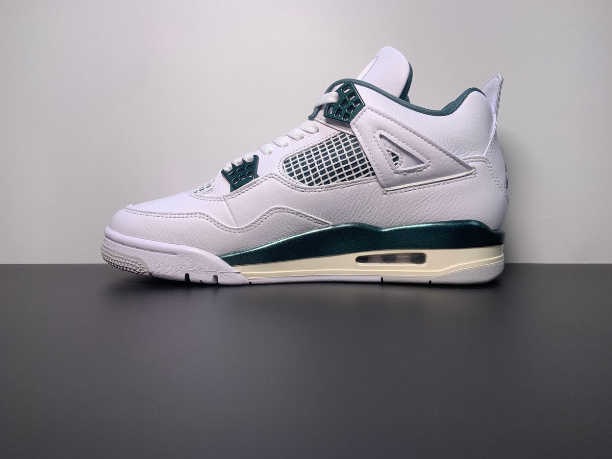 Air Jordan 4 “Oxidized Green”FQ8138-103 - Angle View 2