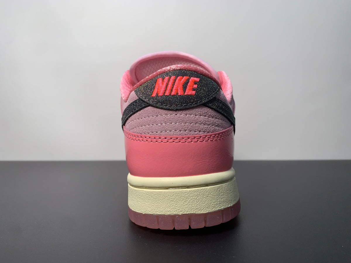 NK Dunk SB Low Hot Punch and Pink Foam FN8927-621 - View 9