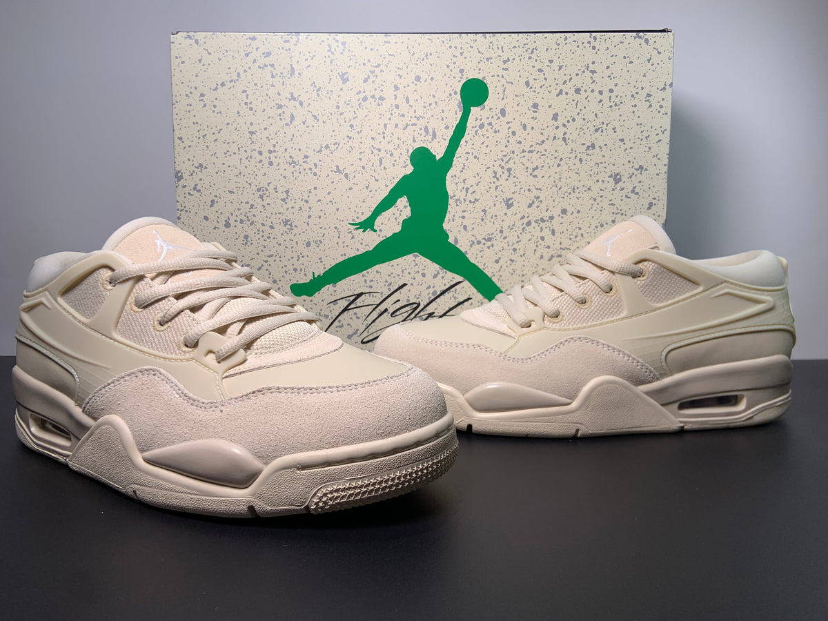Wmns Air Jordan 4 RM 'Legend Light Brown' - Angle View 4