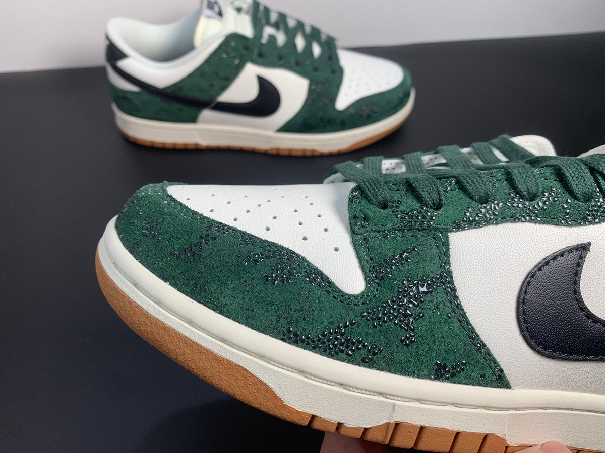 Nike Dunk Low WMNS“Green Snake FQ8893-397 - View 4