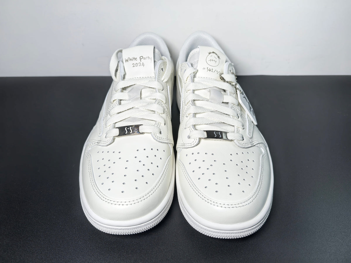 Travis Scott x Wmns Air Jordan 1 Retro Low OG SP 'Michael Rubin White Party' - Angle View 6