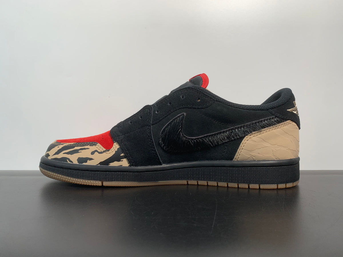 SoleFly x Air Jordan1 Low Carnivore DN3400-001 - Angle View 2
