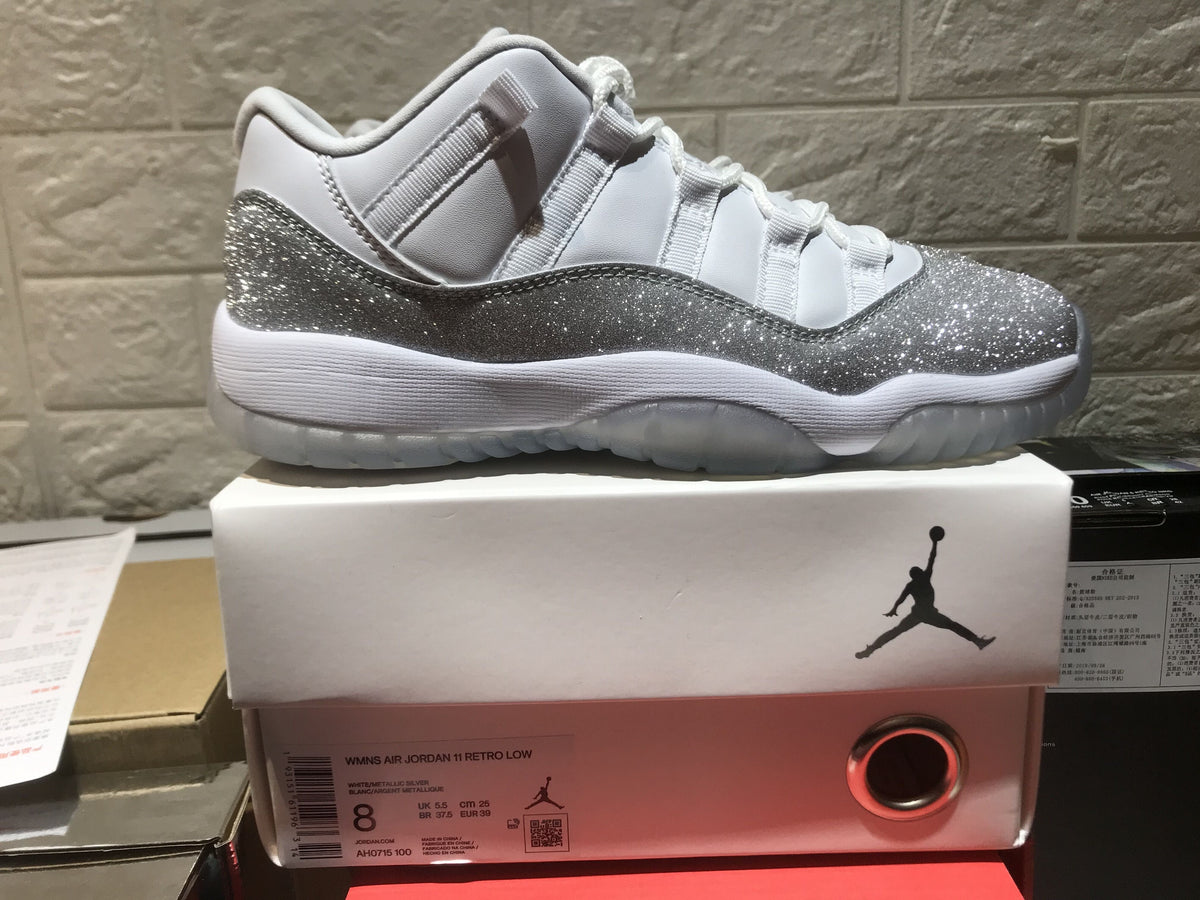 Air Jordan 11 Low＂ Metallic Silver ＂ - Angle View 3