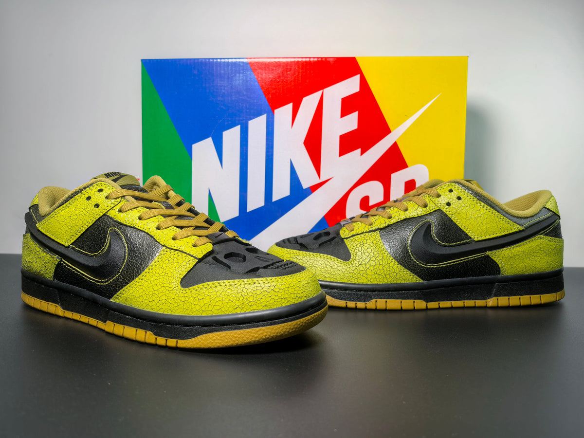 Nike Dunk Low Halloween - View 3