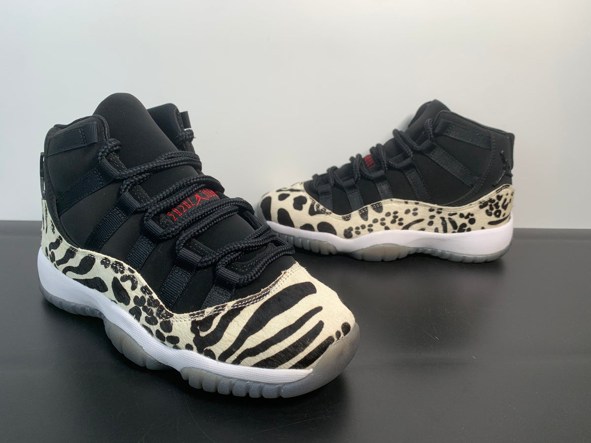 Air Jordan 11 Animal instinct AR0715-010 - Angle View 3
