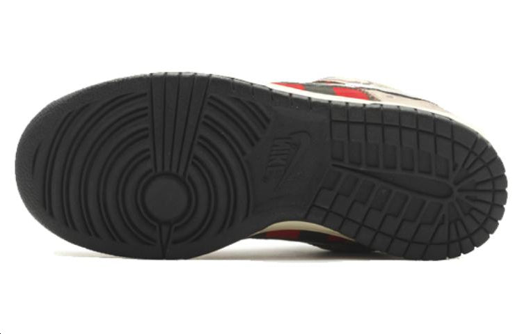 Nike SB Dunk Low Pro ‘Freddy Krueger’ 313170-202 - View 11