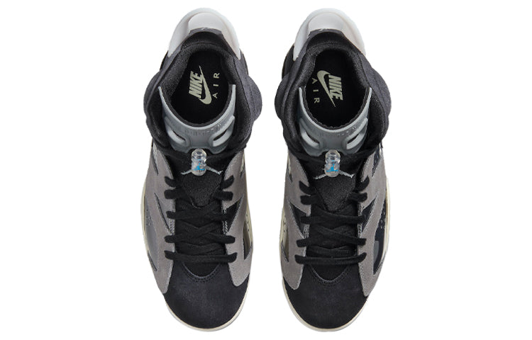 Womens WMNS Air Jordan 6 Retro Tech Chrome CK6635-001 - Angle View 4