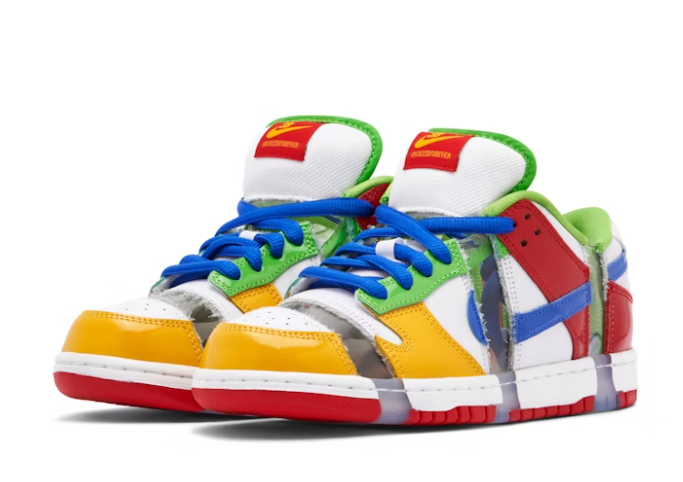 NIKE DUNK SB LOW X SANDY BODECKER 11 AIR FORCE MAX 1  FD8777-100 - View 3