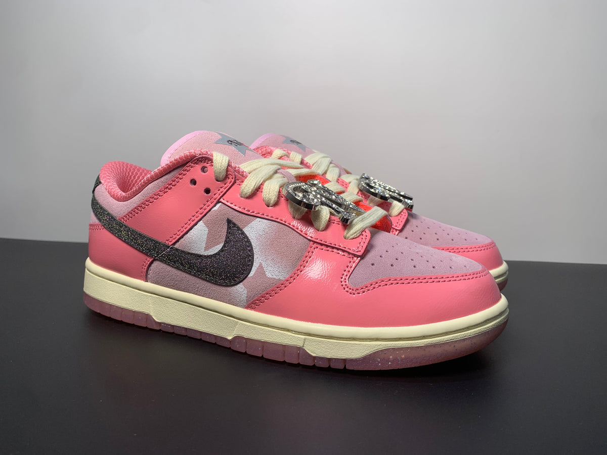 NK Dunk SB Low Hot Punch and Pink Foam FN8927-621 - View 3