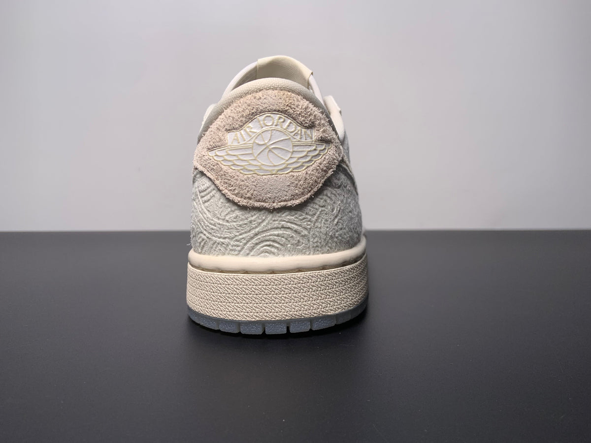 Chris Paul x Air Jordan 1 Low OG ”Give Them Flowers“ FZ0455-200 - Angle View 6