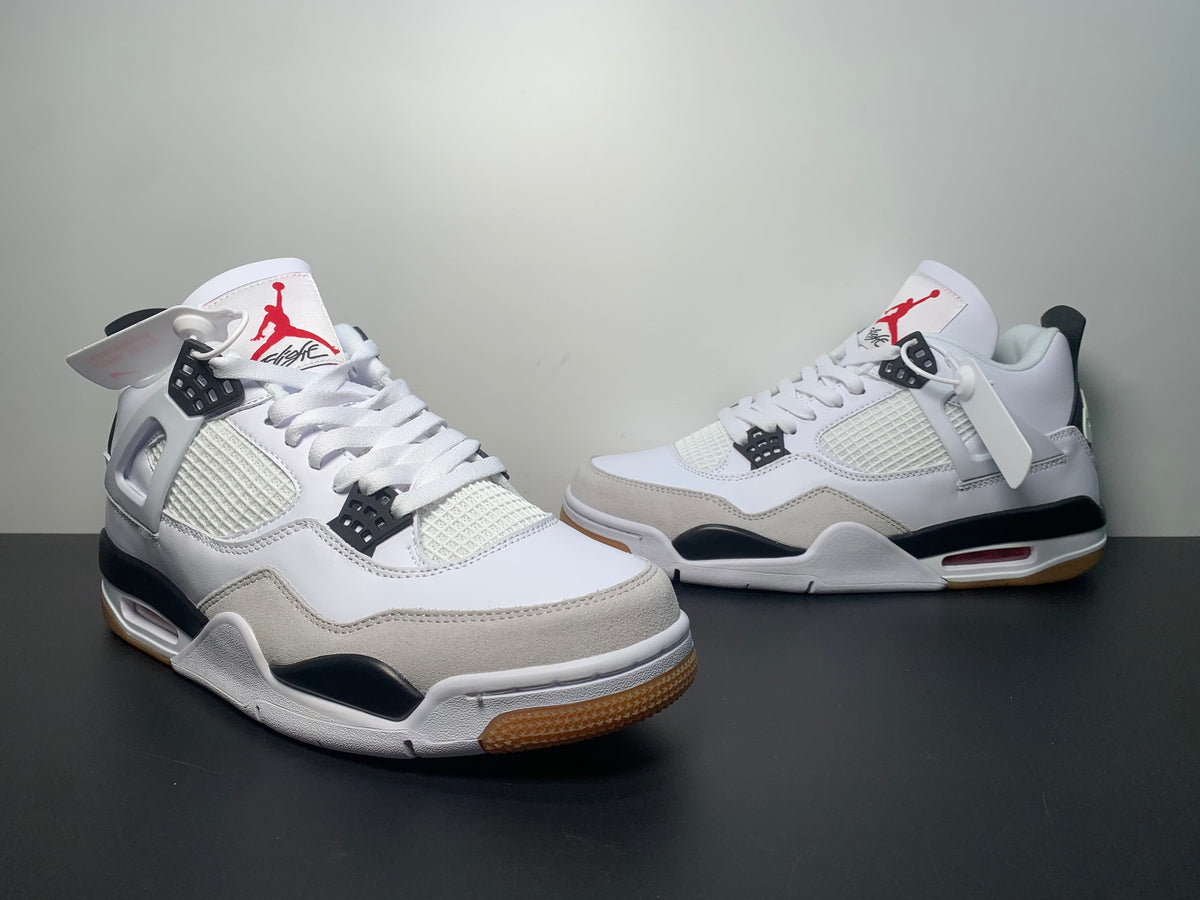 Air Jordan 4 X Nike SB Unisex Sneakers DR5415-100 - Angle View 6