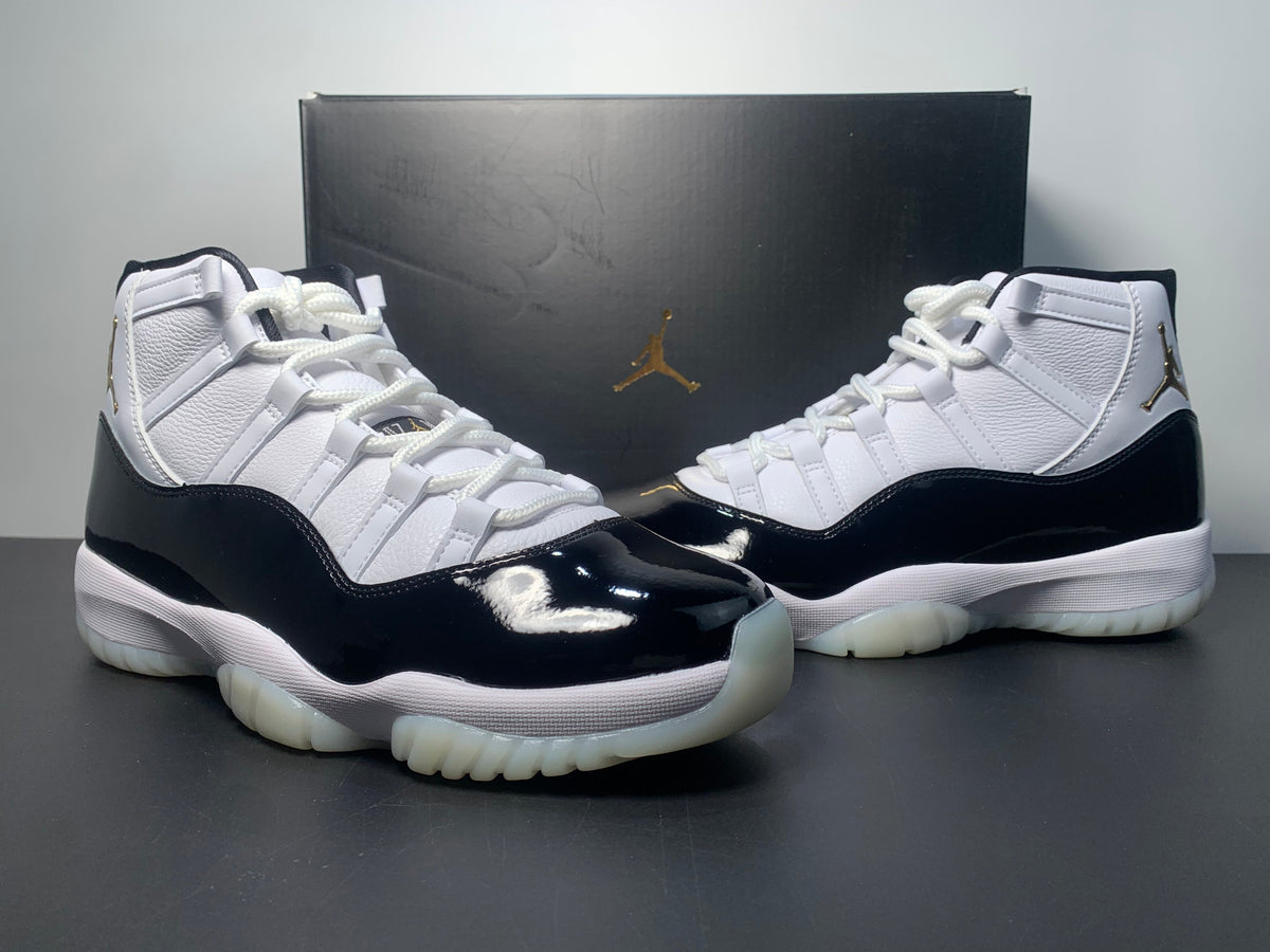 Air JORDAN 11 RETRO Defining Moments DMP Gratitude CT8012-170 - Angle View 9