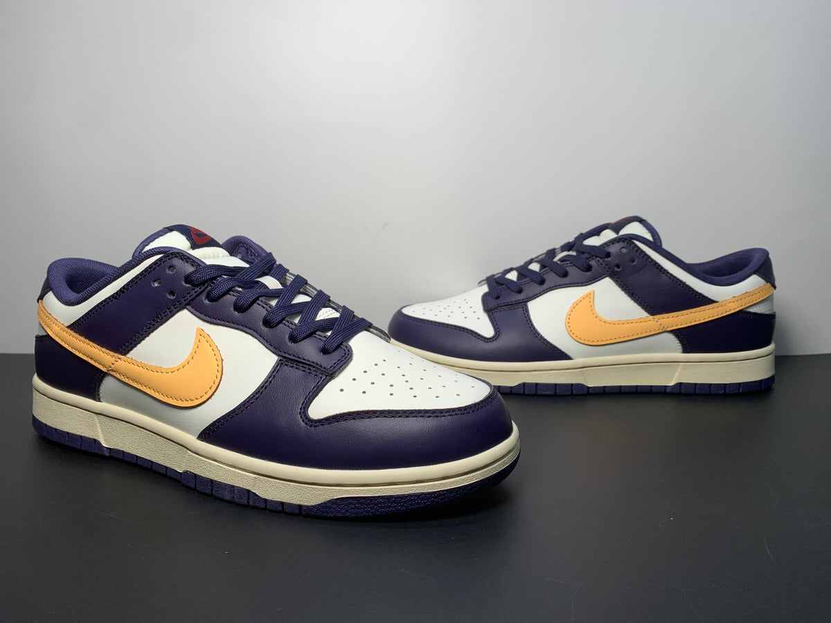 Nike Dunk Low“From Nike To You” - View 4