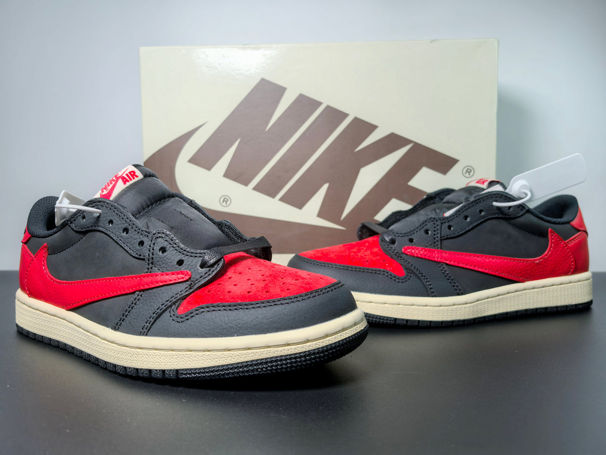Travis Scott x Air Jordan 1 Low Bred DM7866-061 - Angle View 3