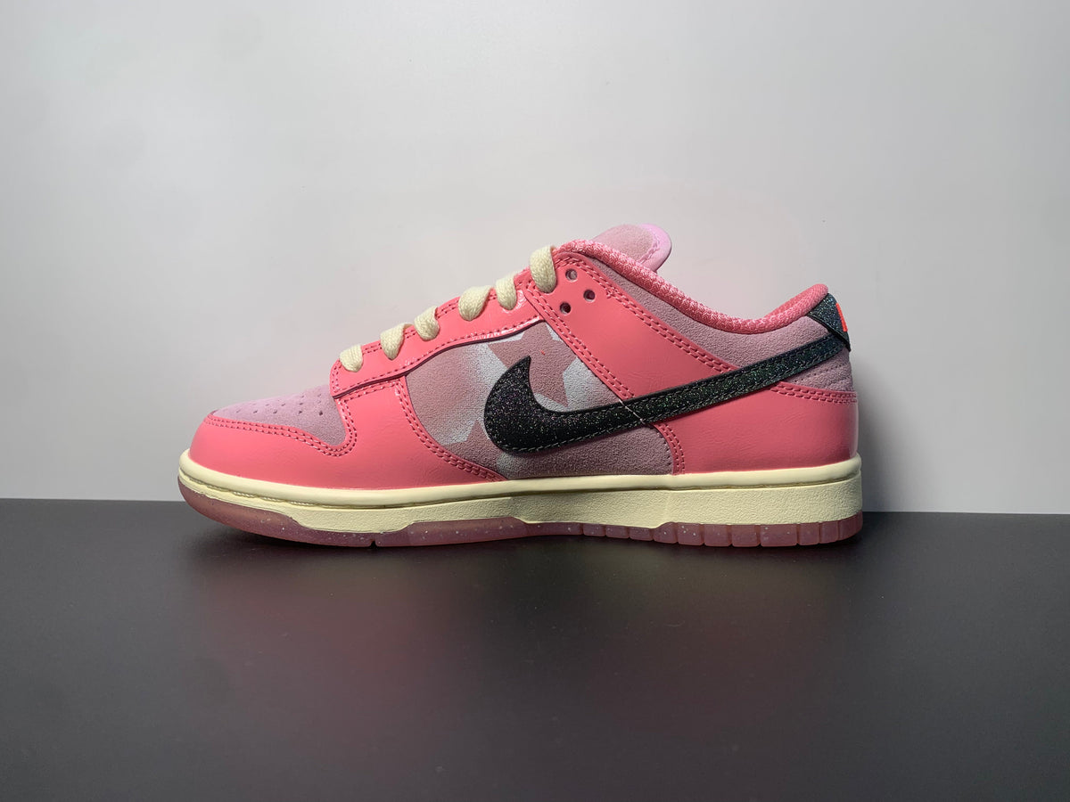NK Dunk SB Low Hot Punch and Pink Foam FN8927-621 - View 2