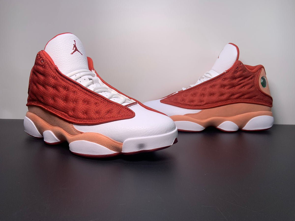 Air Jordan 13 Retro 'Dune Red' - Angle View 4