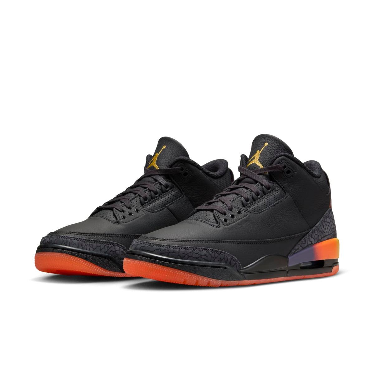 Air Jordan 3 x J Balvin ‘Rio’ FN0344-001 - Angle View 3