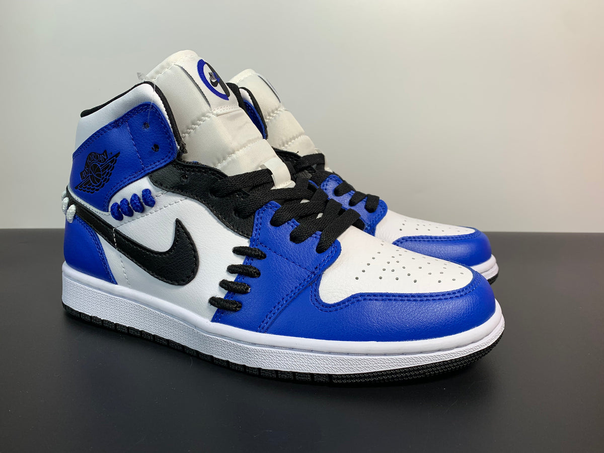 Air Jordan 1 Mid SE “Game Royal” CV0152-401 - Angle View 3
