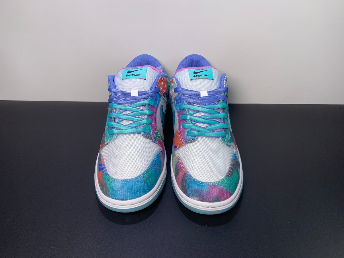 Nike x Futura Laboratories SB Dunk Low ‘Bleached Aqua’ - View 13