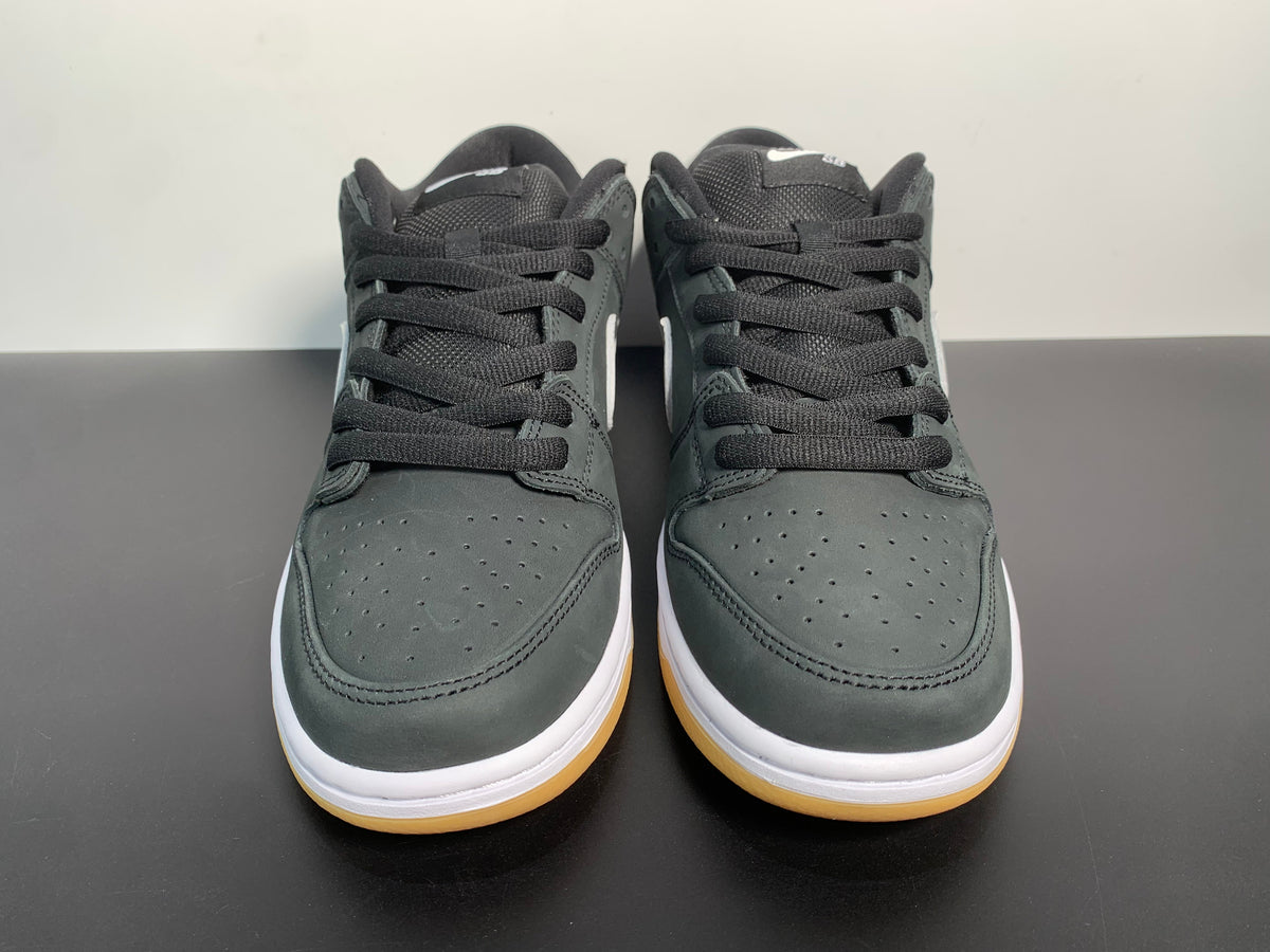 Nike Dunk Low SB 'Black Gum'‘ CD2563-101 - View 6