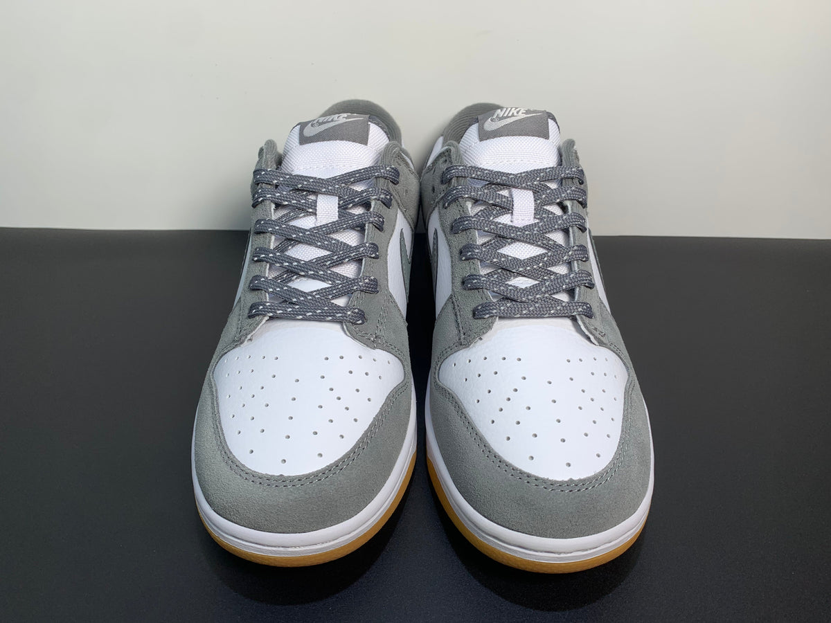 Nike Dunk Low Smoke Grey Gum 3M Swoosh FV0389-100 - View 6