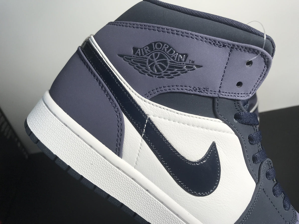 Air Jordan 1 Mid Sanded Purple - Angle View 6