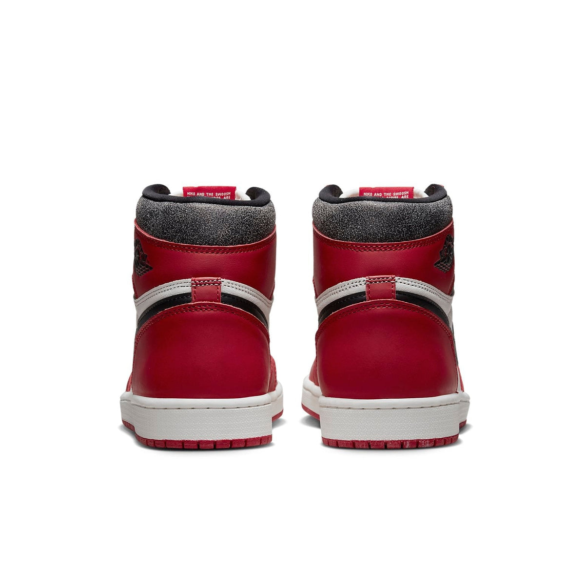Air Jordan 1 Retro High OG ‘Chicago Lost & Found’ - Angle View 6