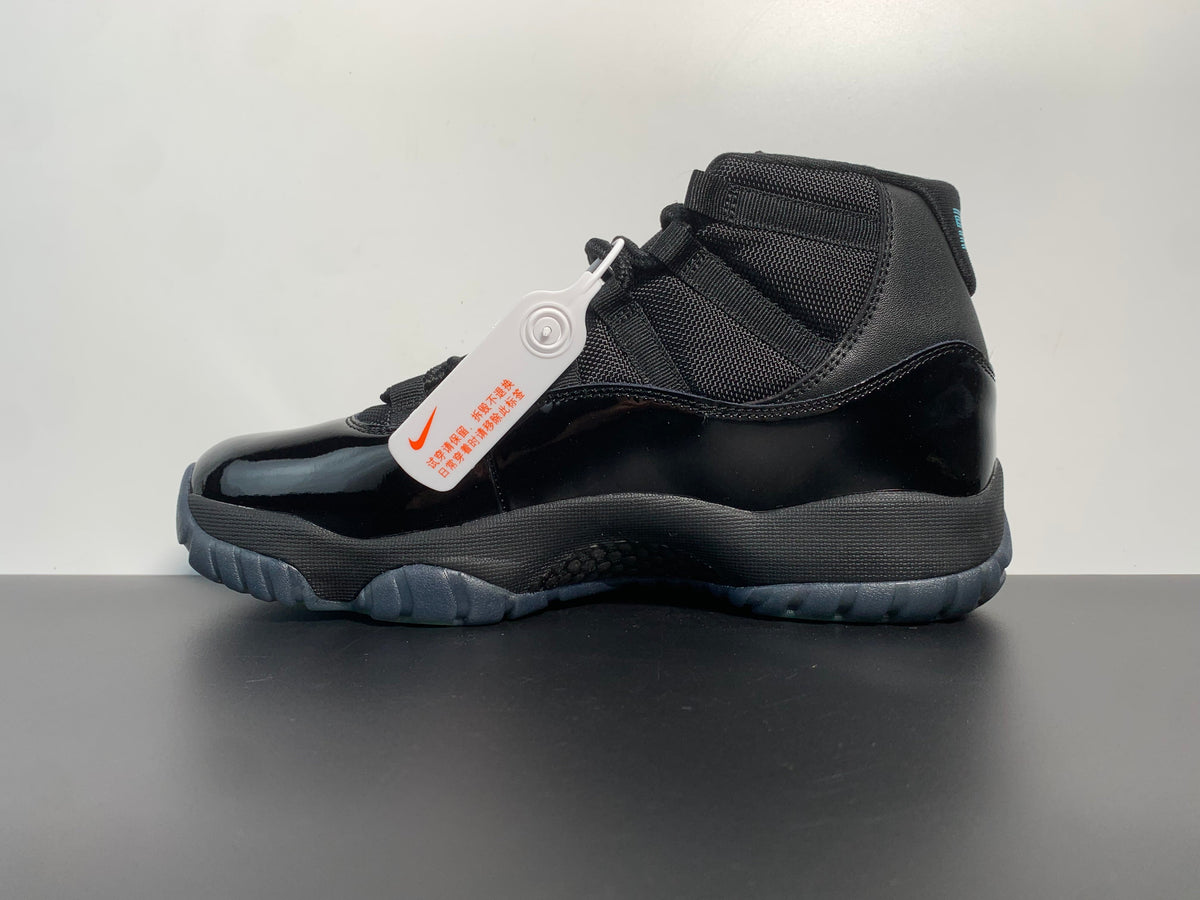 AIR JORDAN 11 RETRO BLACK GAMMA BLUE-VARSITY MAIZE 378037-006 - Angle View 4