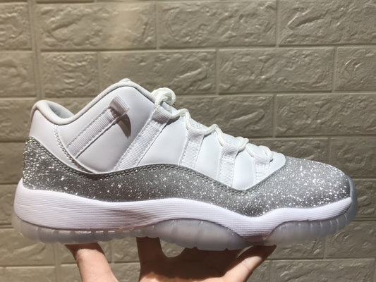 Air Jordan 11 Low＂ Metallic Silver ＂ - Main View