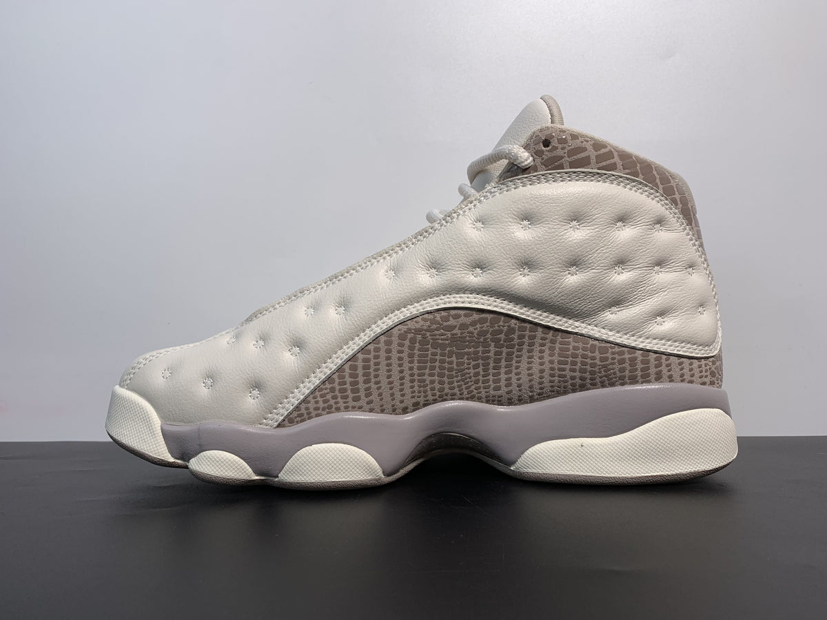 Wmns Air Jordan 13 Retro 'Phantom' - Angle View 2