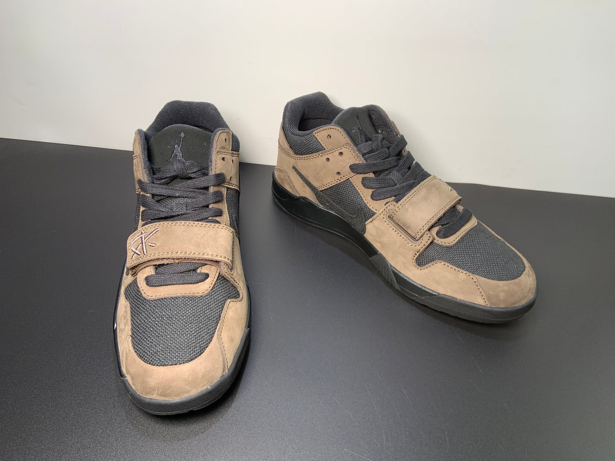 Travis Scott x Jordan Jumpman Jack “Dark Mocha” - Angle View 9