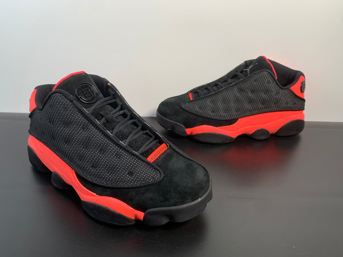 Air Jordan XIII 13 Low INFRA-BRED - Angle View 3