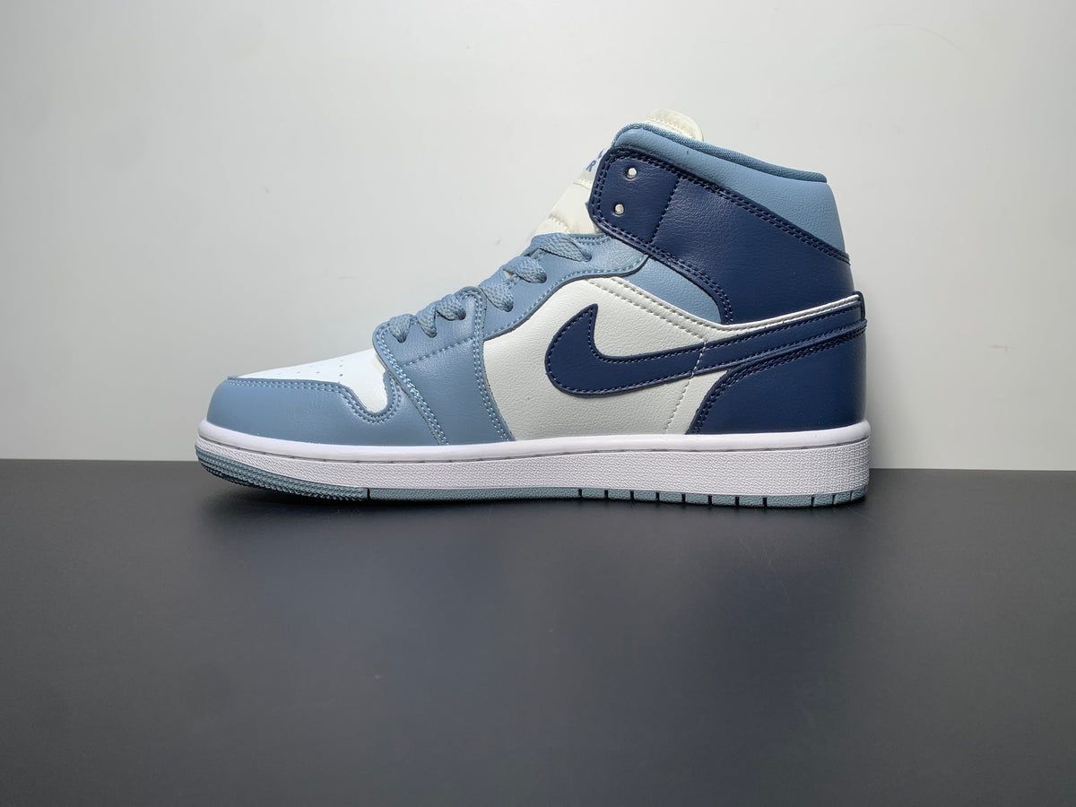 Air Jordan 1 Mid Diffused Blue BQ6472-140 - Angle View 2
