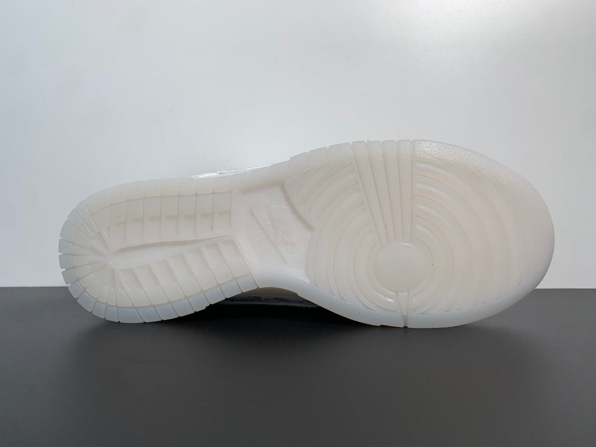 Fragment Design x CLOT x Dunk Low SP '20th Anniversary' FN0315-110 - View 8