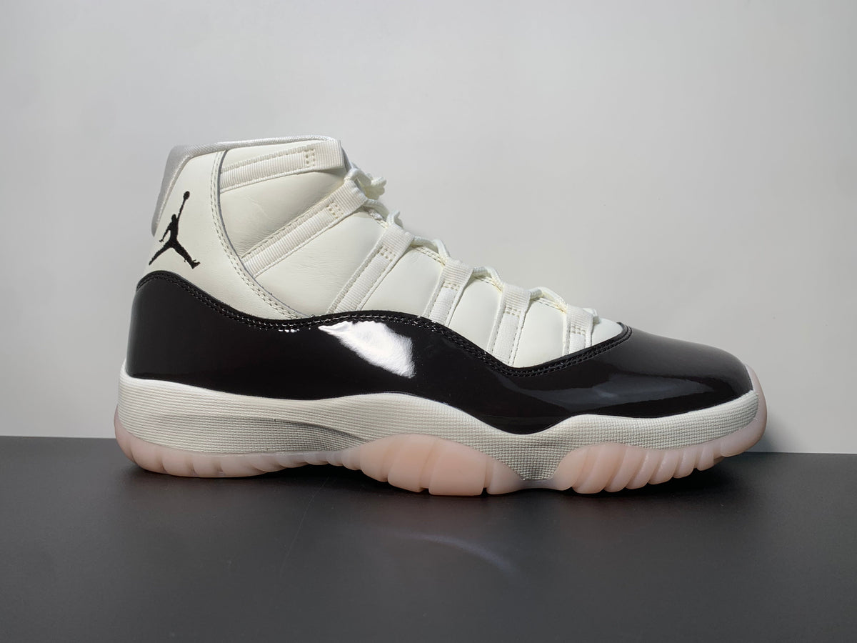 Air Jordan 11 “Neapolita AR0715-101 - Main View