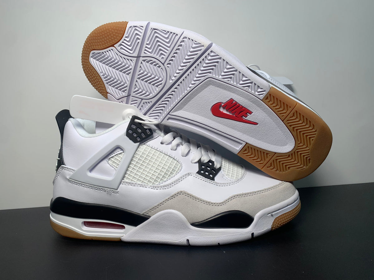 Air Jordan 4 X Nike SB Unisex Sneakers DR5415-100 - Angle View 5