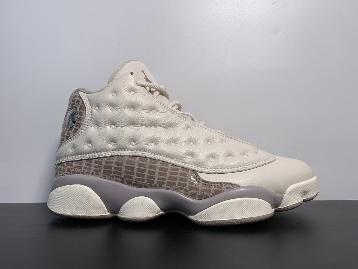 Wmns Air Jordan 13 Retro 'Phantom' - Main View