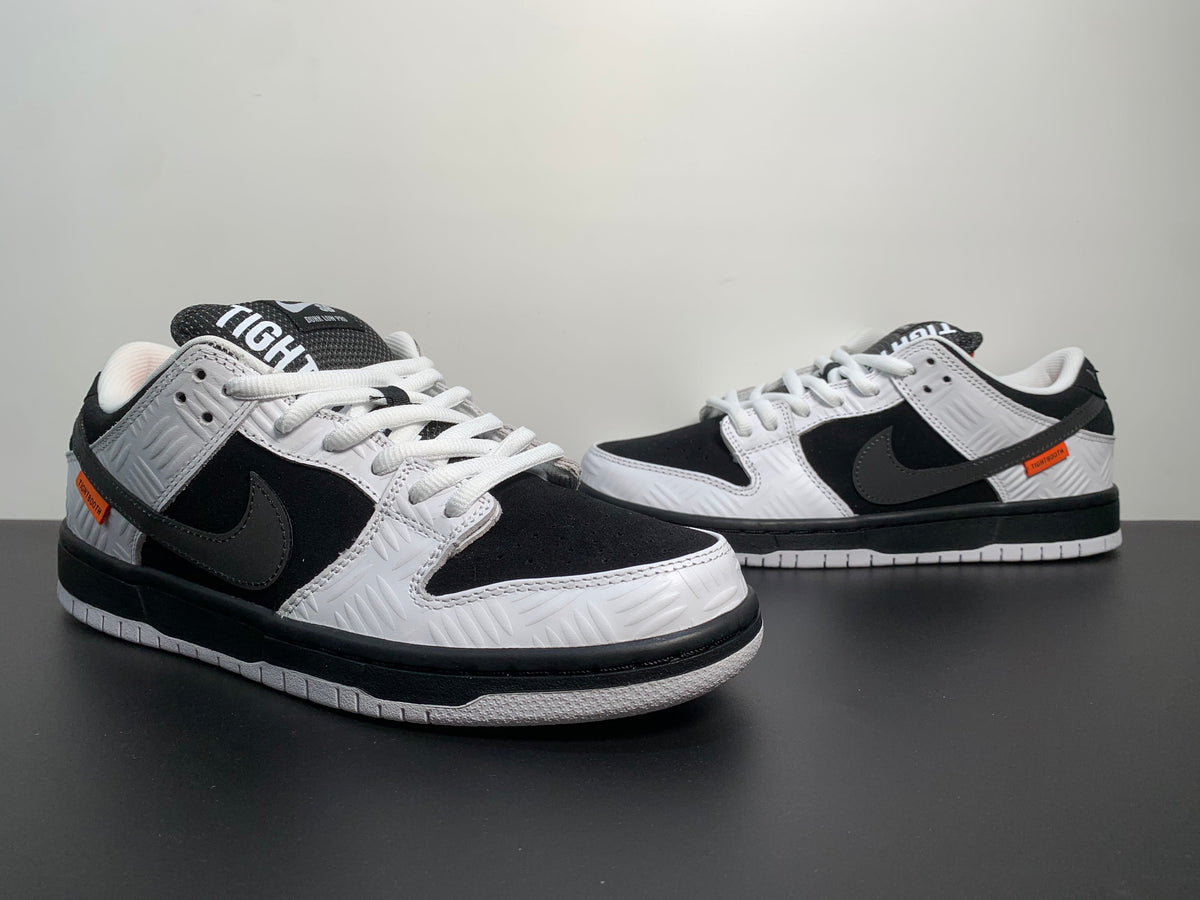 TIGHTBOOTH x Dunk Low SB  FD2629-100 - View 3