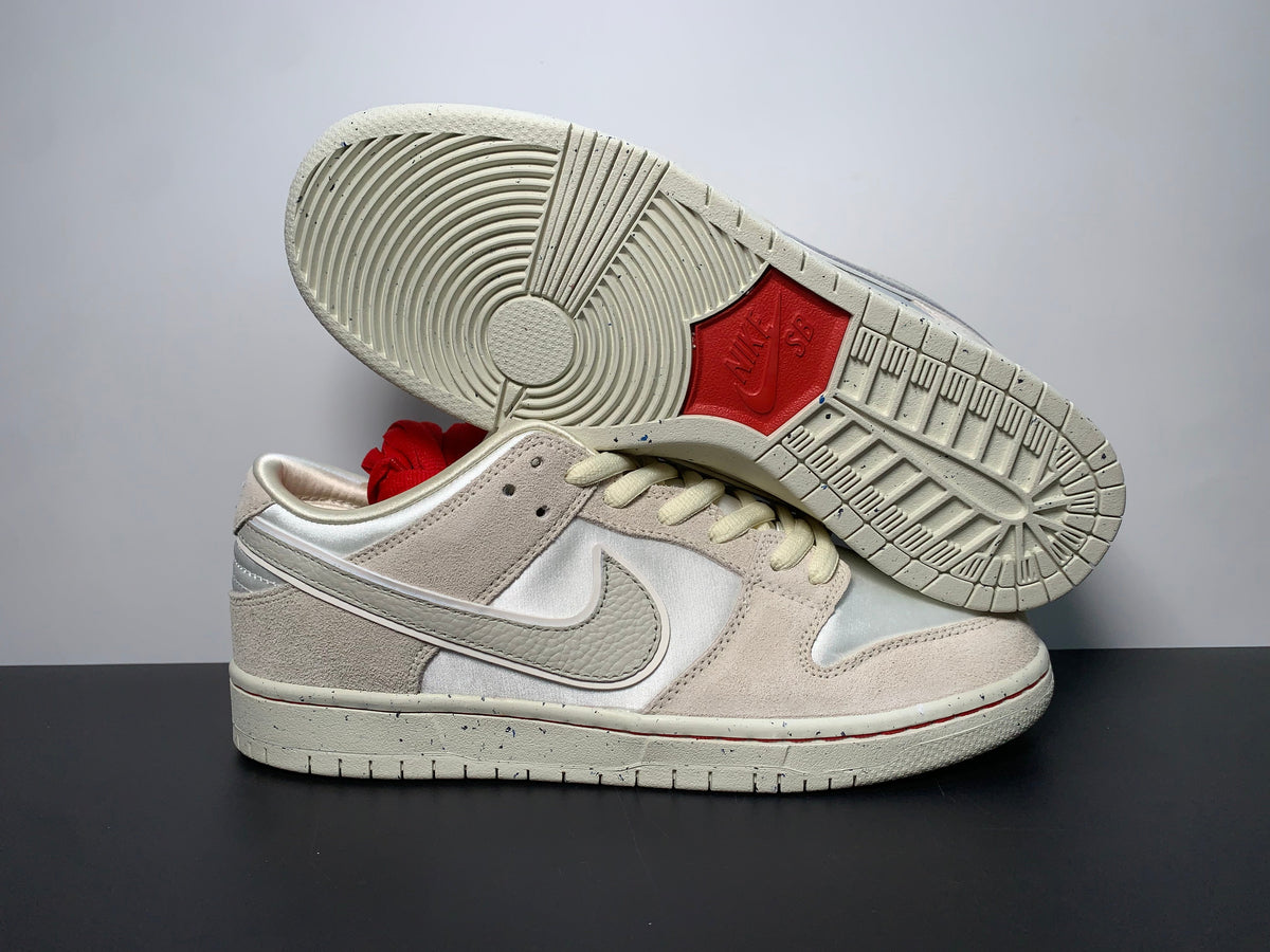 Nike SB Dunk Low Premium “Valentine’s Day” - View 7