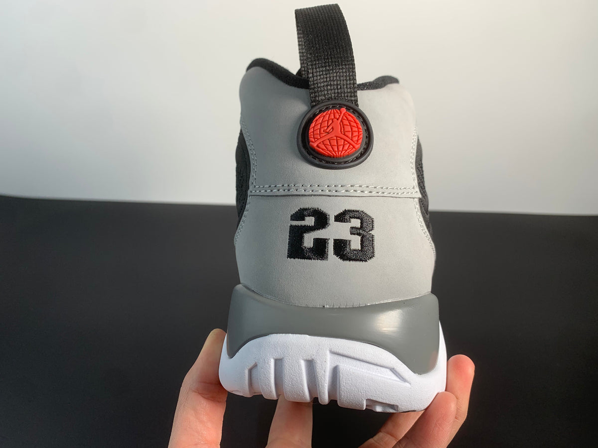 Air Jordan 9 Particle Grey - Angle View 7